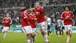 Football Soccer - Newcastle United v Manchester United - Barclays Premier League - St James' Park - 12/1/16 Wayne Rooney celebrates with team mates after scoring the first goal for Manchester United from the penalty spot Action Images via Reuters / Carl Recine Livepic EDITORIAL USE ONLY. No use with unauthorized audio, video, data, fixture lists, club/league logos or "live" services. Online in-match use limited to 45 images, no video emulation. No use in betting, games or single club/league/player publications.  Please contact your account representative for further details.